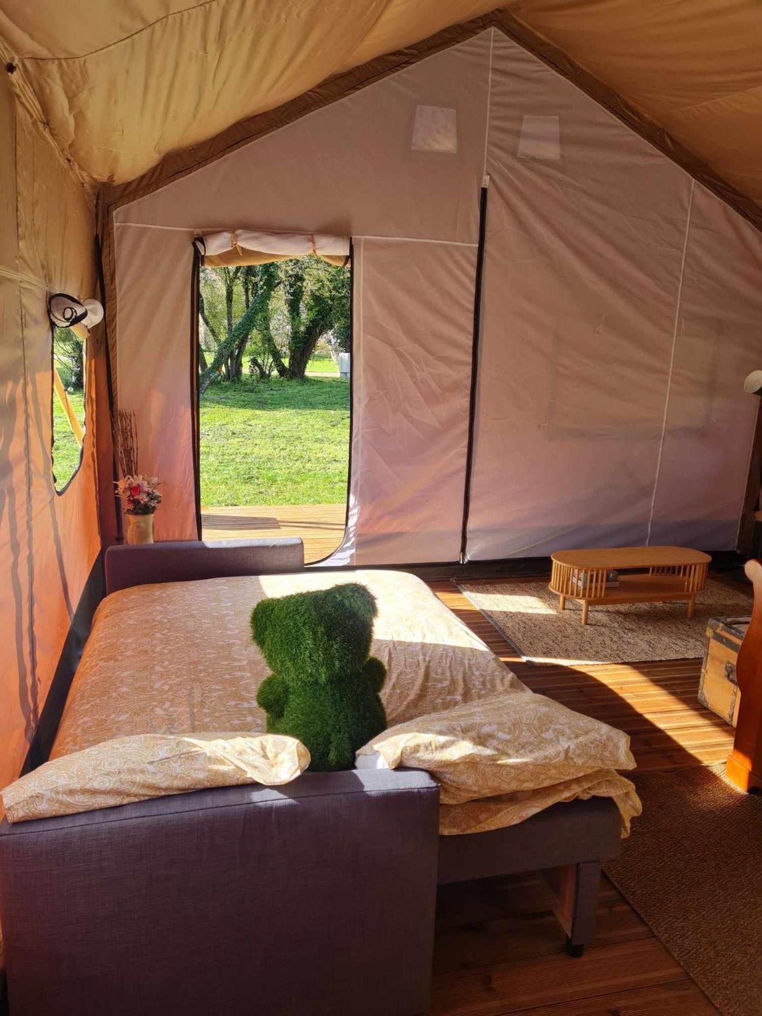 Camping De La Touche Ligueil Extérieur photo